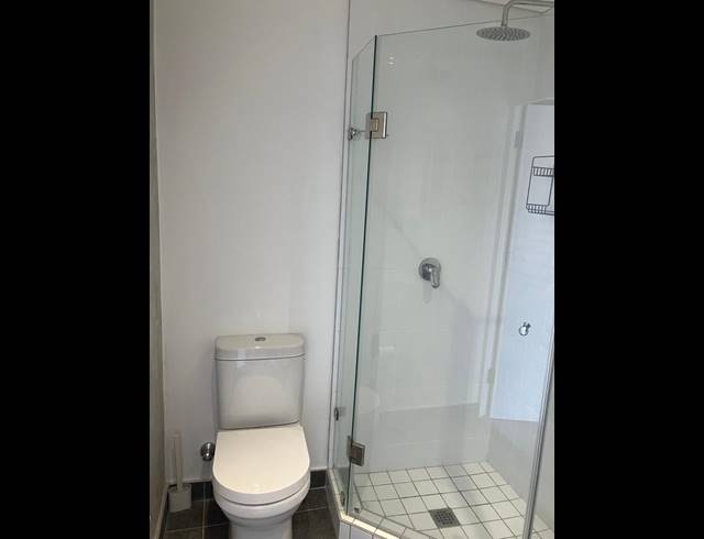 0.5 BEDROOM APARTMENT RENTED IN SEA POINT
